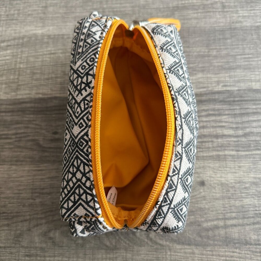 NWOT Silpada  Magnetic Makeup Bag Mirror Zipper Closure Tribal Geometric Enthnic - Picture 2 of 11